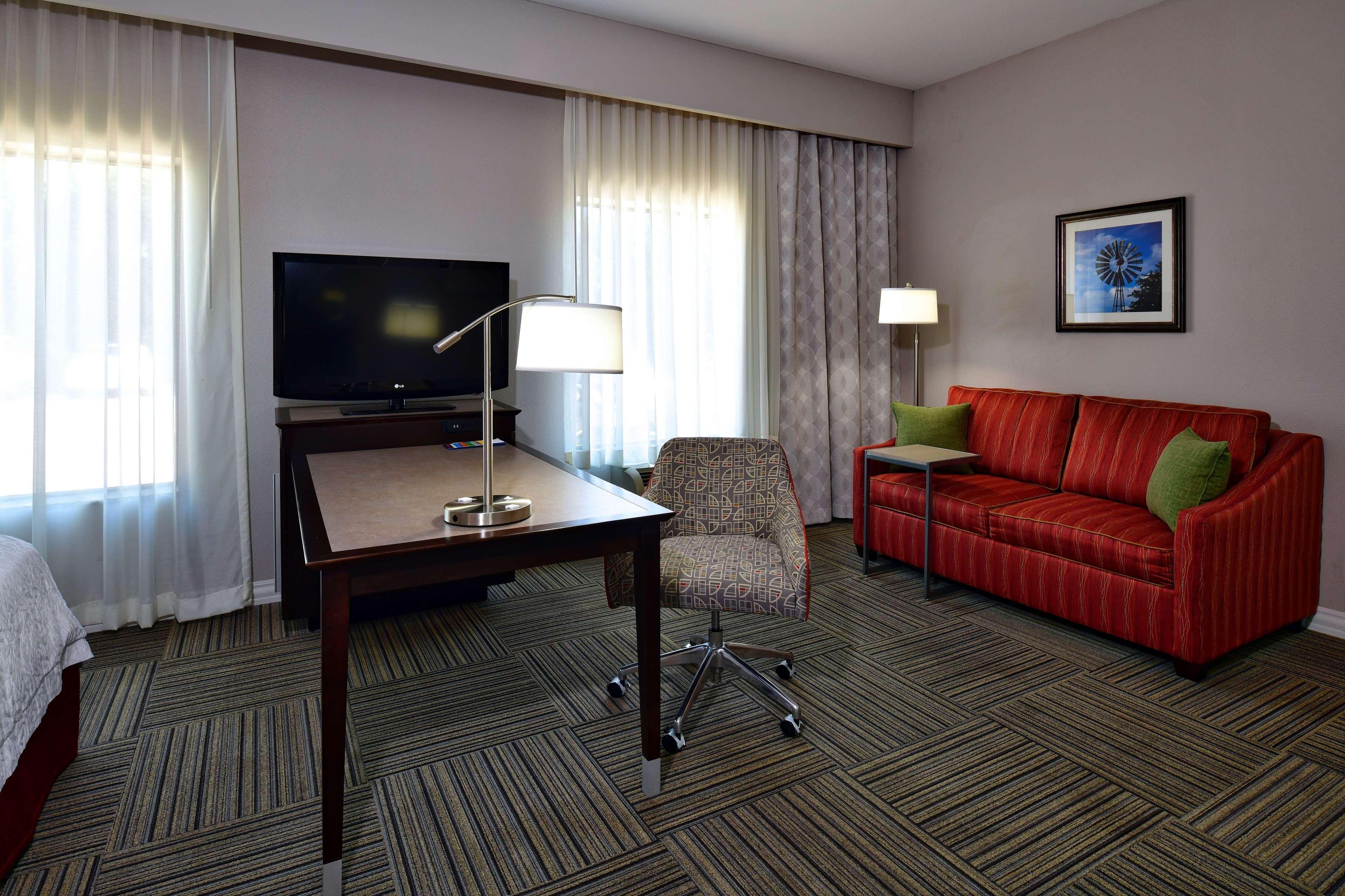 Hampton Inn & Suites Fredericksburg Eksteriør billede