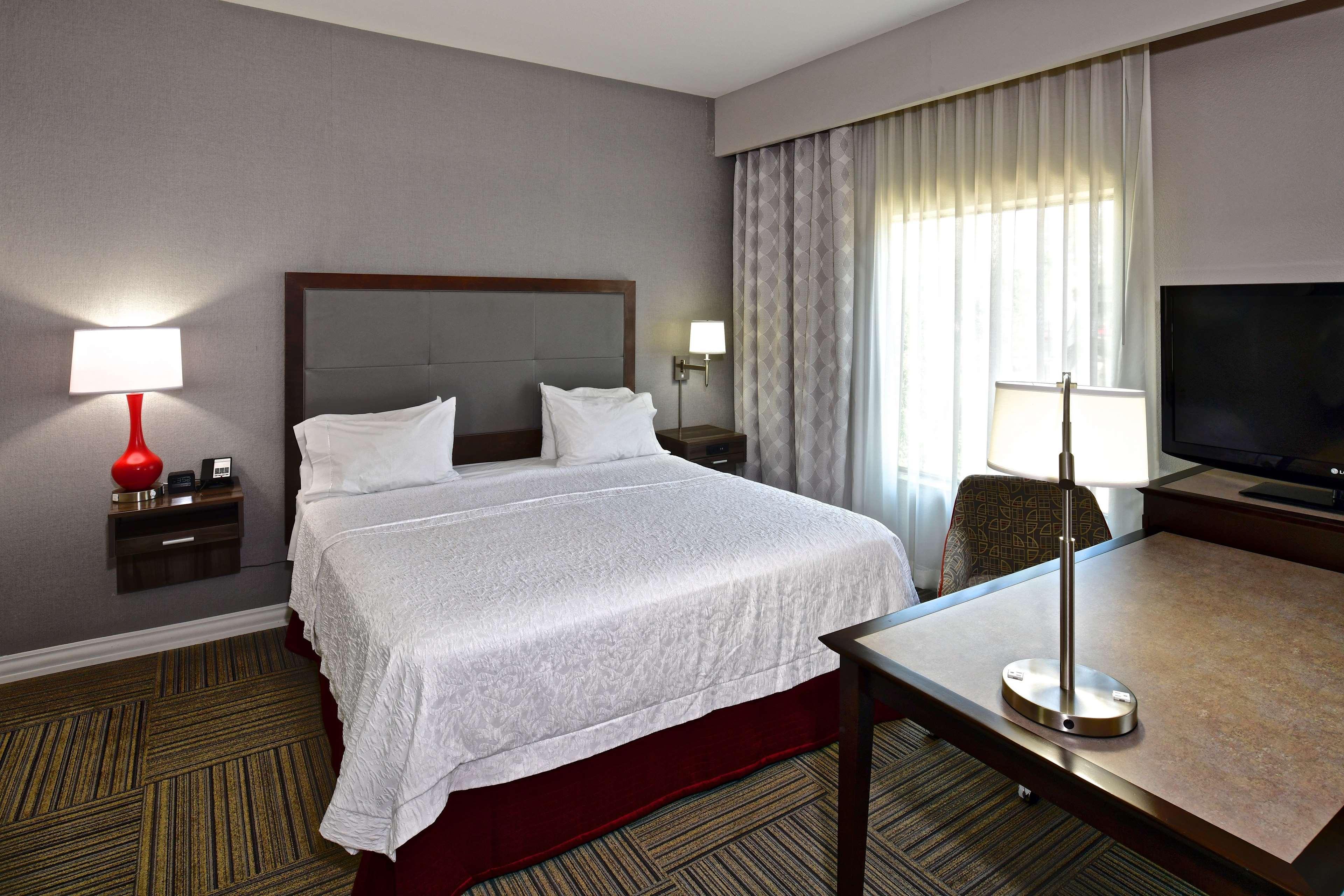 Hampton Inn & Suites Fredericksburg Eksteriør billede