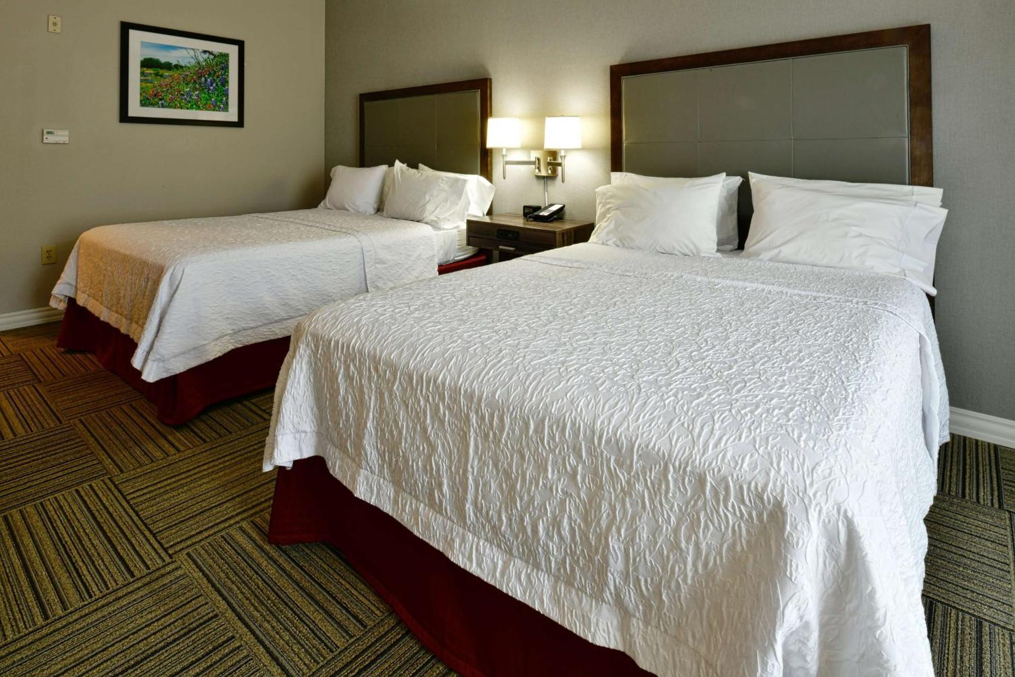 Hampton Inn & Suites Fredericksburg Eksteriør billede