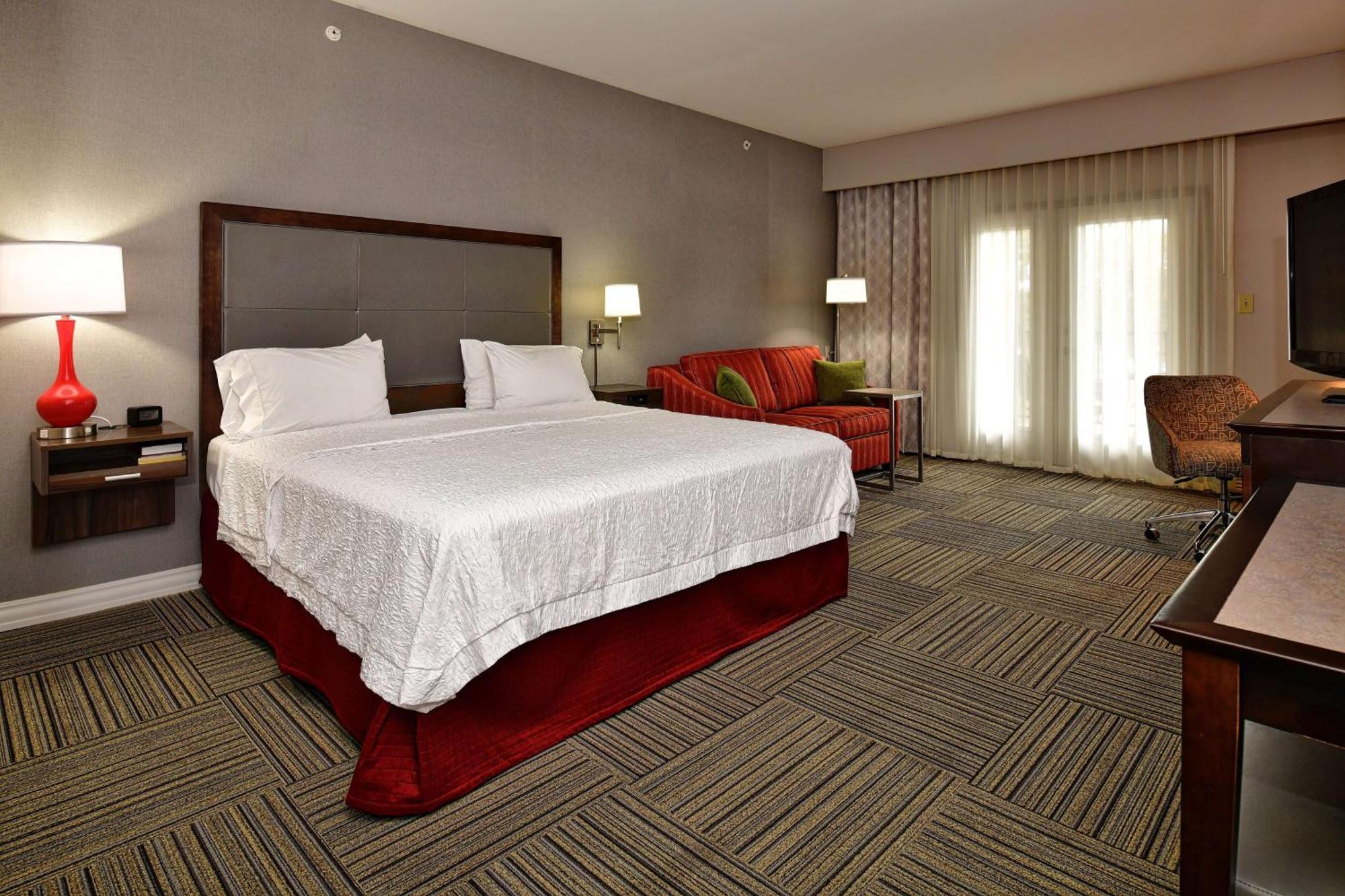 Hampton Inn & Suites Fredericksburg Eksteriør billede
